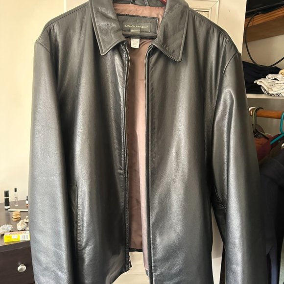 Banana Republic Black Leather Bomber Jacket - Picture 4 of 9